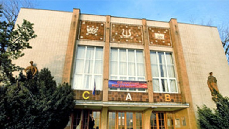 Mesto predá budovy pko spoločnosti henbury development - pko