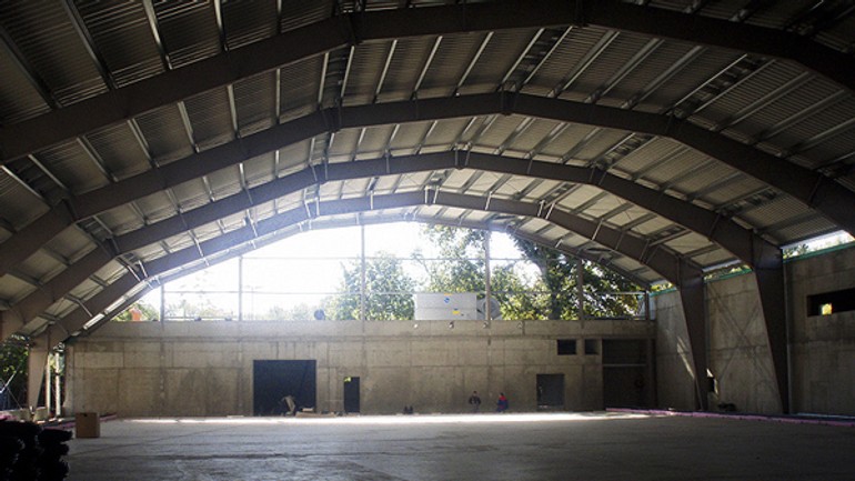 V novej hale sa má začať korčuľovať v decembri - Hala1