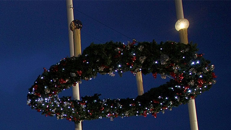 V ružinove majú obrovský adventný veniec - Veniec adventny