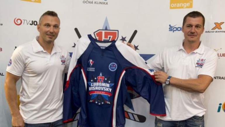 Višňovský chystá 11. augusta veľkolepú rozlúčku - visnovsky_rozlucka_dres