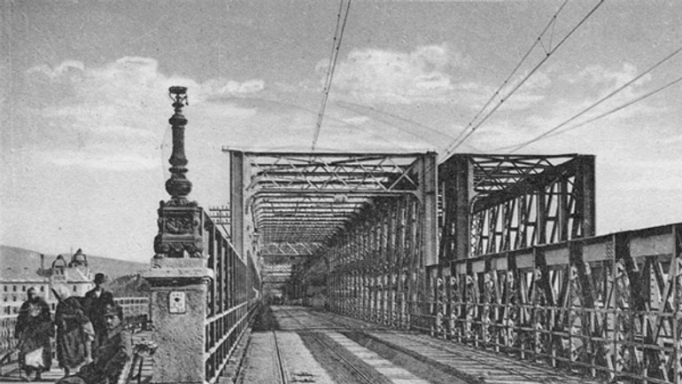 Viedenská električka má 100 rokov (iv.) - kedysi04_most