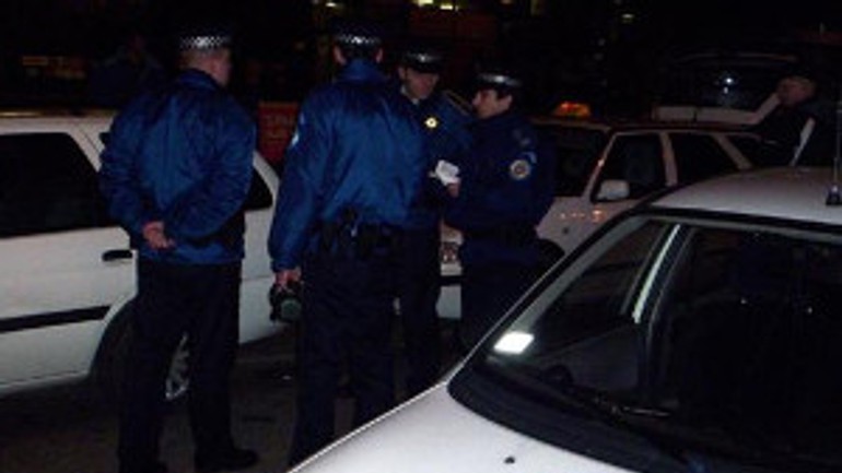 Mestská polícia v noci kontrolovala čistotu a poriadok - policia_mestska_kontrola