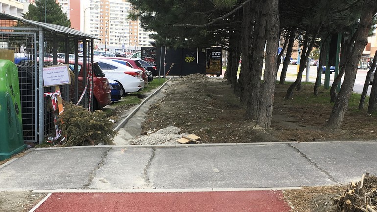 Nedokončená cyklotrasa Starohájska