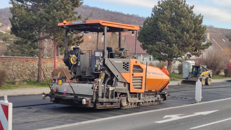 Cesta Svätý Jur práce na ceste