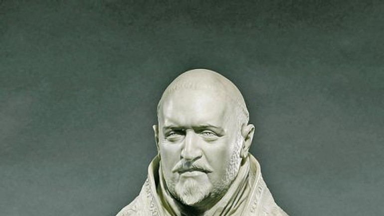 Busta bola aj v prezidentskom paláci - 15_pamatnik1