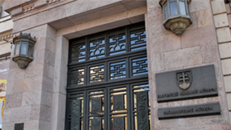 Slovenské národné múzeum oslavuje 120. rokov založenia - snm_dvere