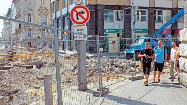 Z jesenského sa pôjde aj na štúrovu - sturova_jesenskeho201507