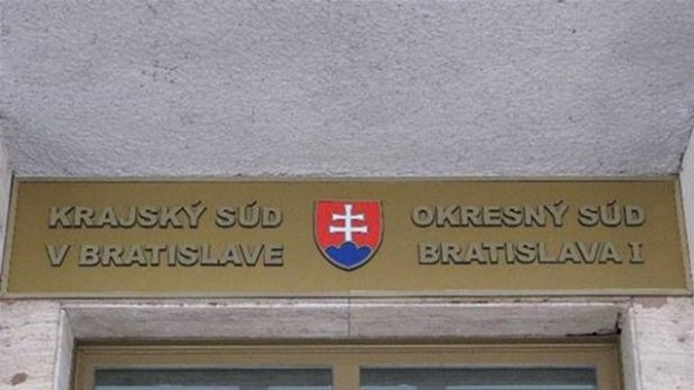 Na okresnom súde bratislava i bude pokračovať proces v kauze platinových sitiek - 113777-sudy-nestandard2