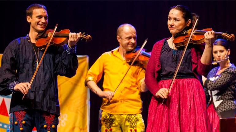 Festival krajov v shopping palace - sluk1