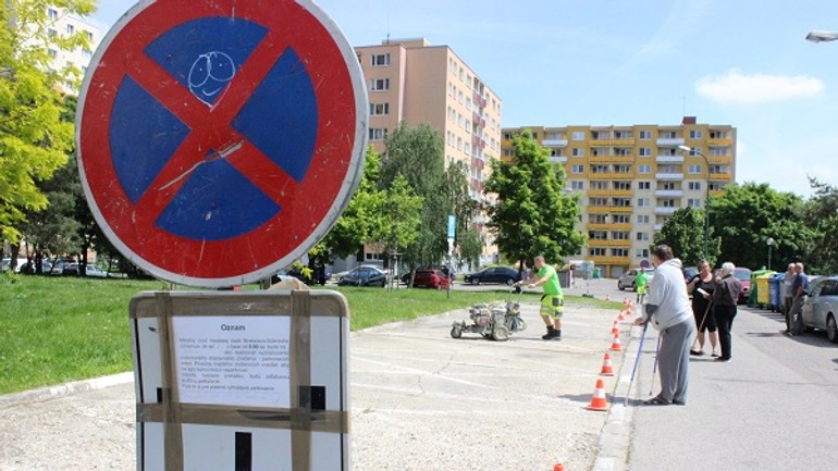 V dúbravke pribudnú desiatky parkovacích miest - parkovanie dubravka