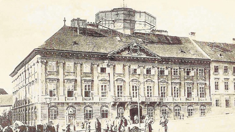 Wachtlerov palác predali na dražbe - Pamatnik1