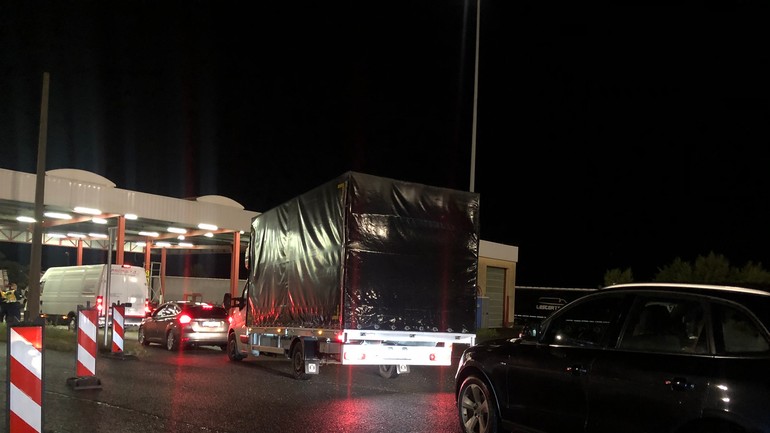 Kolóny hraničný priechod Rajka Čunovo