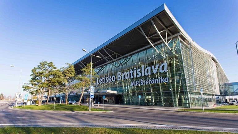 Do moskvy sa z bratislavy bude lietať i v letnej sezóne - letisko