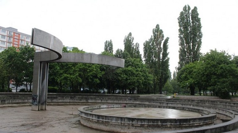Ružinovčania zapália v parku andreja hlinku tretiu adventnú sviecu - Park Andreja Hlinku