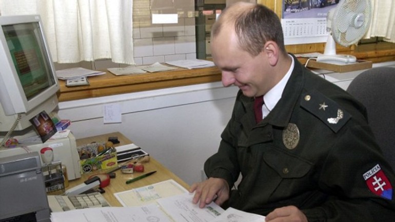 Evidenciu motorových vozidiel možno presťahujú do vajnôr - policia_evidencia_vozidiel