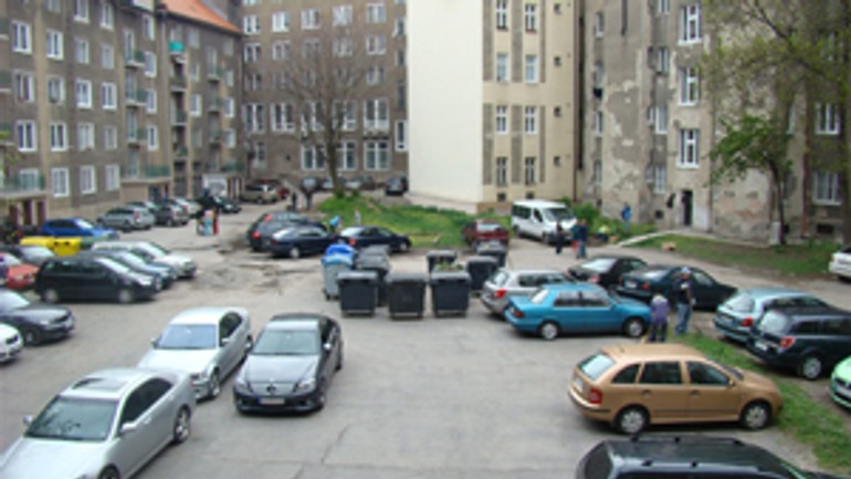 Projekt revitalizácie vnútrobloku slávia sa realizovať nebude - vnutroblok_slavia