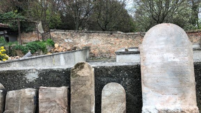 Nájdené náhrobky Židovský cintorín