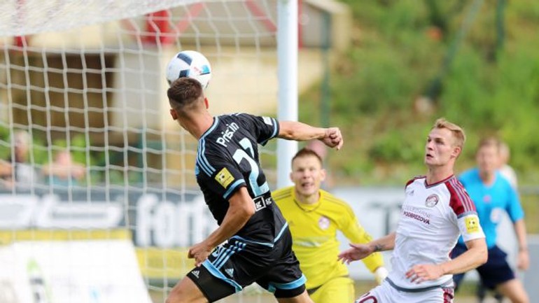 Slovan prehral v podbrezovej, tréner papavasiliou skončil - skslovan_podbrezova_priskin