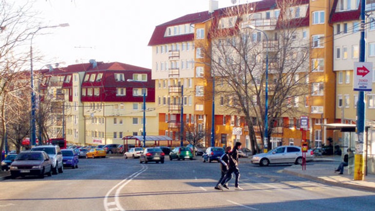 Ľudia chcú priechod, magistrát je proti - Priechod1