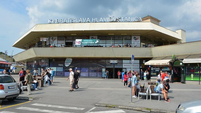 Vyhrážky bratislave pre hlavnú stanicu. čaká mesto najväčší súdny spor v histórii? - hlavna stan