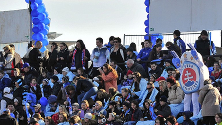 Na futbal už začali chodiť aj mladí slovanisti - Slovan funzona1
