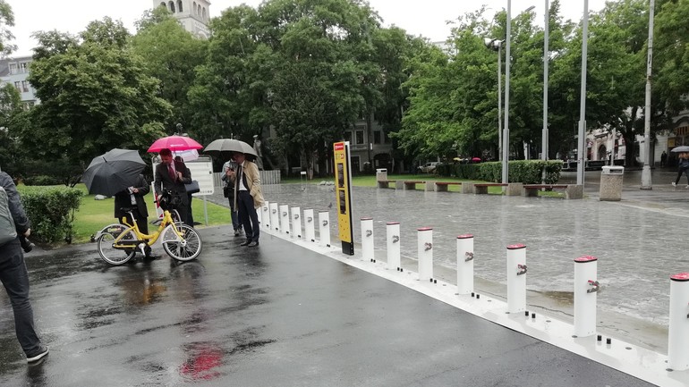 Dokovacia stanica na Námestí SNP