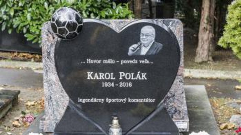 Legendárny komentátor karol polák má kúsok od rtvs pomník! - t_021216polak_pomnik_5386290