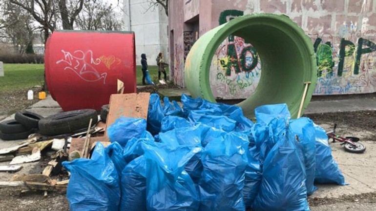 Petržalku čaká veľké upratovanie. tu sú podrobnosti - upratovanie petrzalka