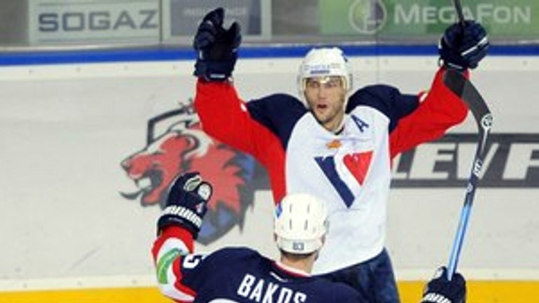 Khl: hokejisti slovana vyhrali v prahe nad levom 2:1 - Lev hcslovan1 1