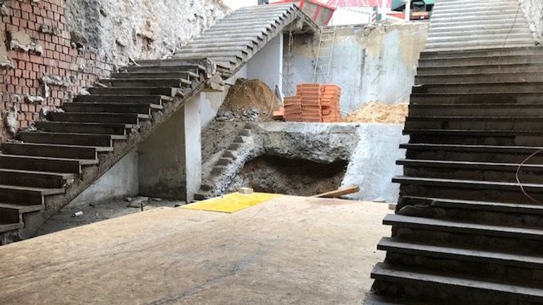 Miesto, kde boli eskalátory