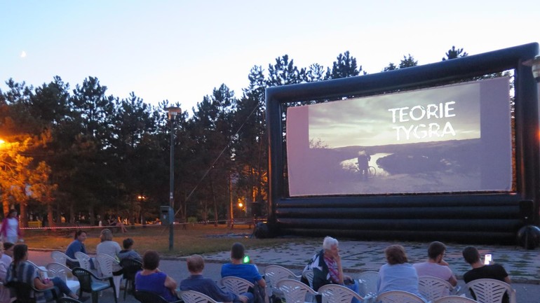 Letné kino v Lamači