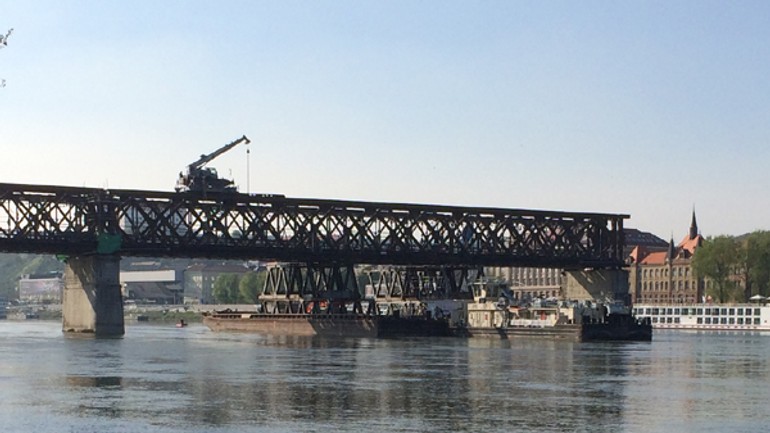 Demontáž starého mosta môže od pondelka pokračovať - starymost07042014_1