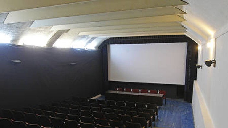 V pisztoryho paláci na štefánikovej je kino europe - kino_europe