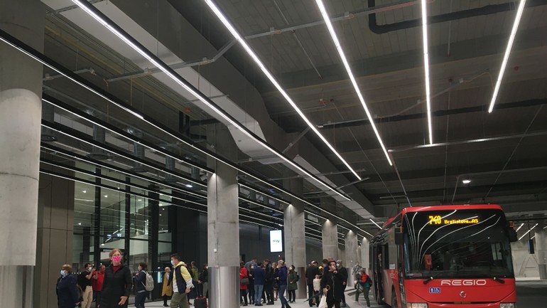 autobusová stanica prvý deň spustenia