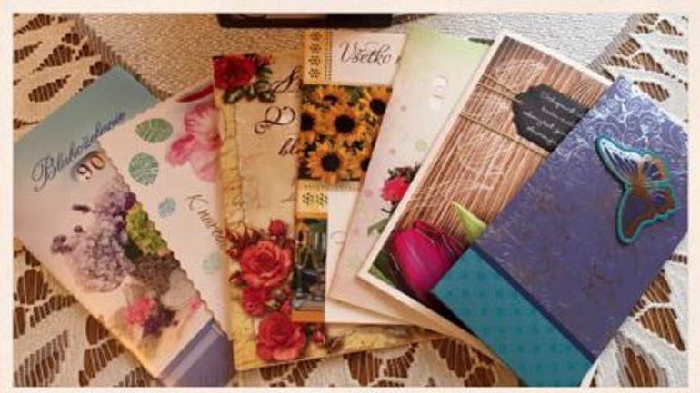 Bratislavská starenka dostala k 90. narodeninám stovky listov a pohľadníc! - Pohladnice1