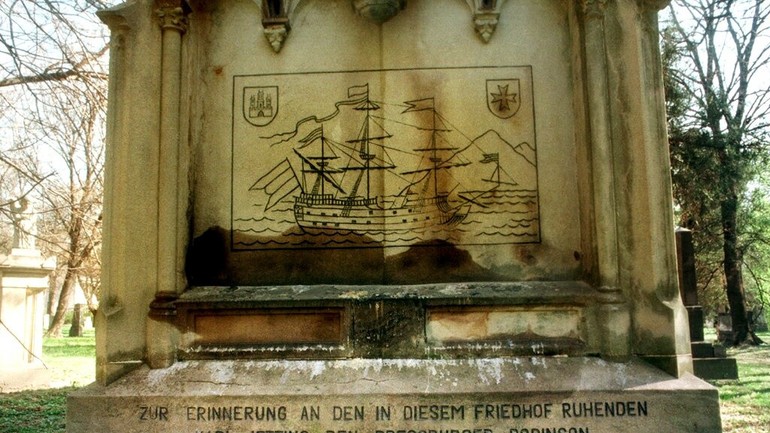 Náhrobný kameň prešporského Robinsona Karla Jettinga