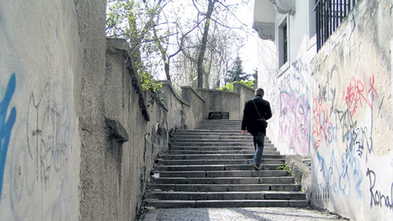 Staré mesto obnoví zámocké schody a vytvorí pešiu zónu - zamocke_schody