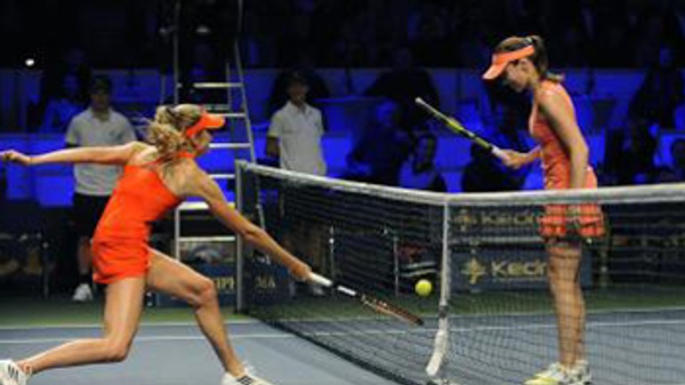Hingisová dvakrát víťazne, hantuchová s klavírnou vsuvkou - tennis_classic