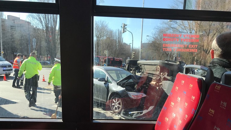 Nehoda na Dolnozemskej