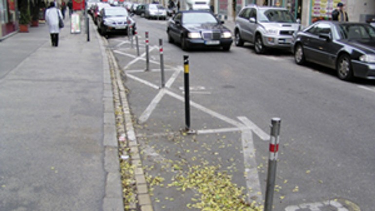 Magistrát a staré mesto pri prenájme parkovacích miest asi porušujú zákon - parkovacie_miesta