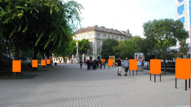 Zo staré mesta má zmiznúť reklama. starosta už zrušil prvé povolenie - Pre sent trojnožky