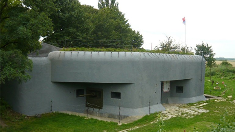 Pri petržalskom bunkri bs-8 sa po 67 rokoch opäť strieľalo - Bunker bs8