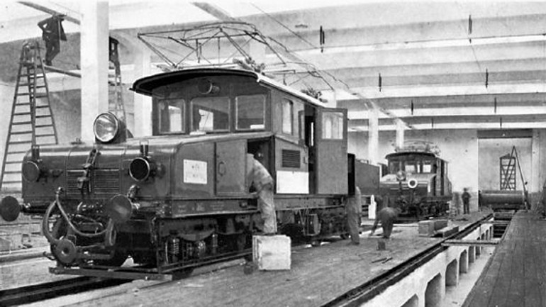 Uhorské vozne parkovali v kopčanoch - kedysi05_kopcany