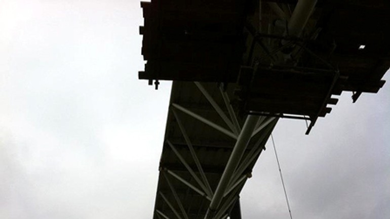 Cyklomost dnes predpoludním spojil slovenský a rakúsky breh - Cyklomost2