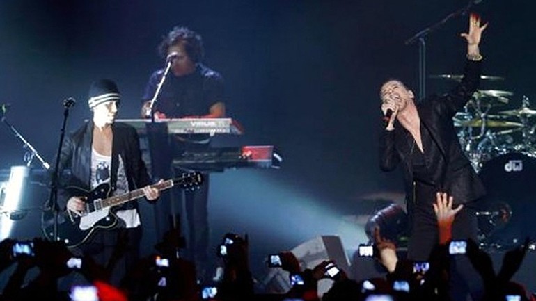 Depeche mode v sobotu opäť potešili slovenských fanúšikov - depeche_mode1