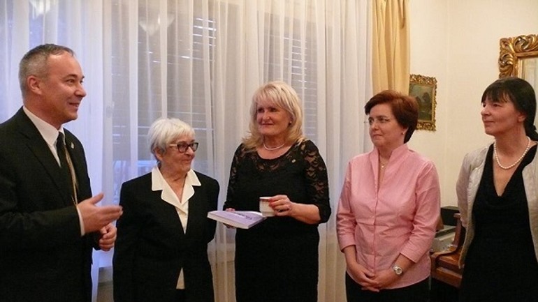 Známa bratislavská novinárka napísala a pokrstila knihu o j. m. hurbanovi - Hurban1