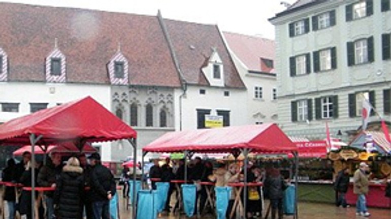 Vysoké nájomné znižuje kvalitu vianočných trhov - Trhy vianocne