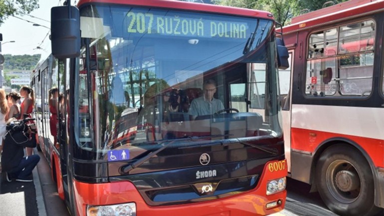 Obratisko na trenčianskej je v prevádzke - trolejbus_207