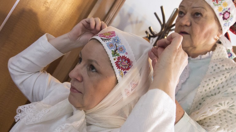 Príprava na tradičný Veľkonočný pondelok vo Vajnorskom ľudovom dome