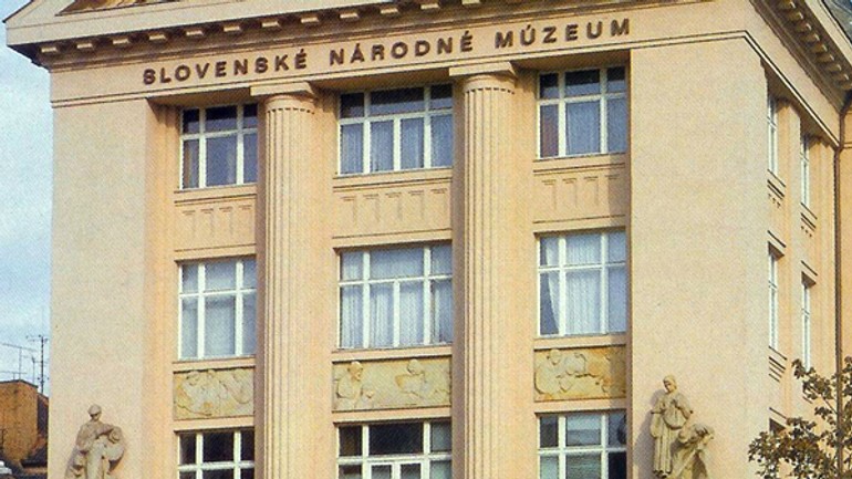 Dostane prednosť hotel či múzeum? - pamatnik06_1